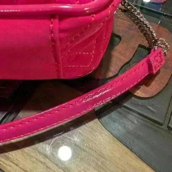 Vera Bradley Quilted Crossbody - Picture 4 of 8